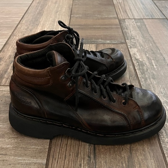 Dr Martens Vintage 9352 brown leather lace up boot size Men’s 10 Made in England main image 5